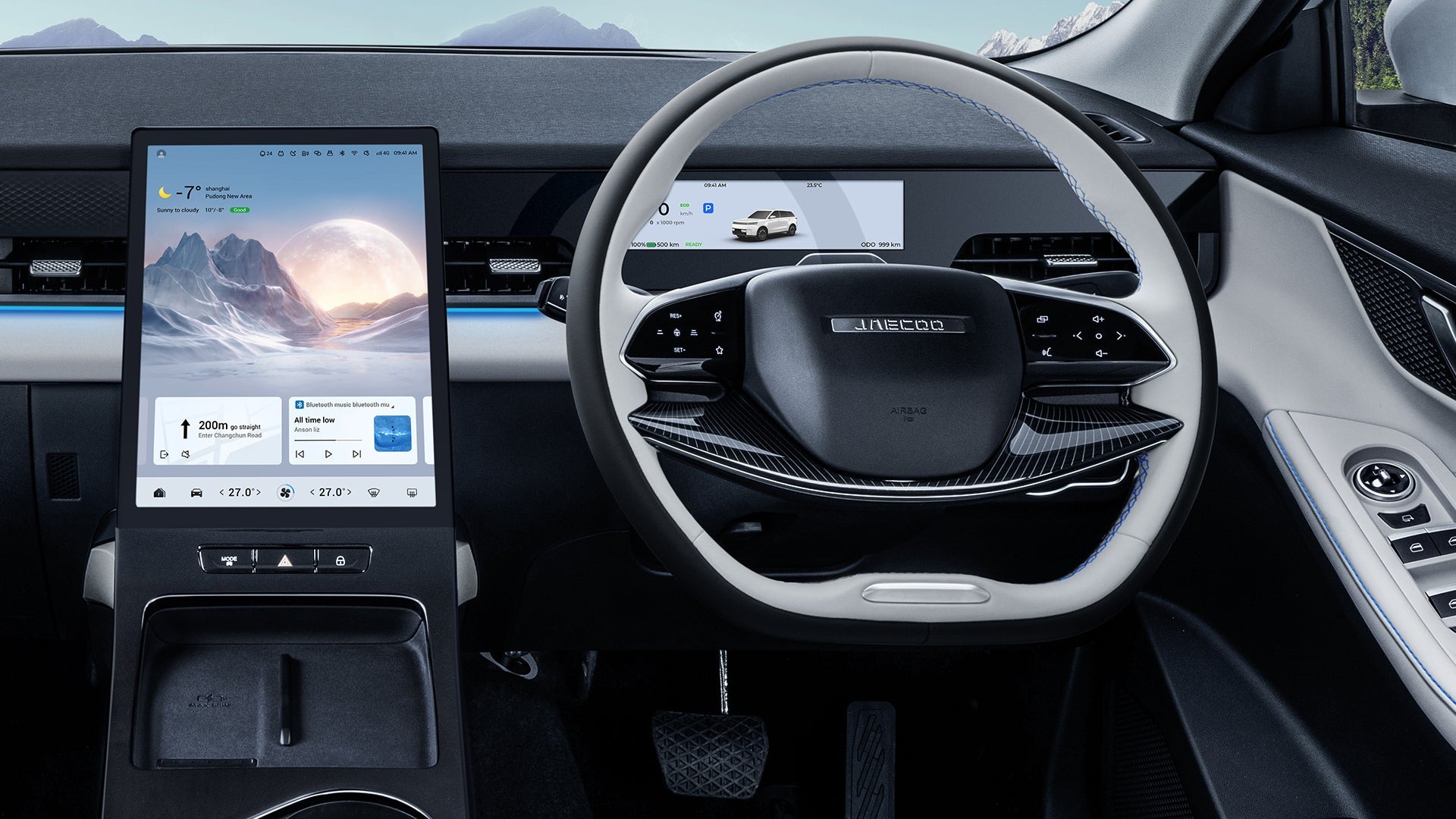 JAECOO J5 EV cockpit and infotainment display